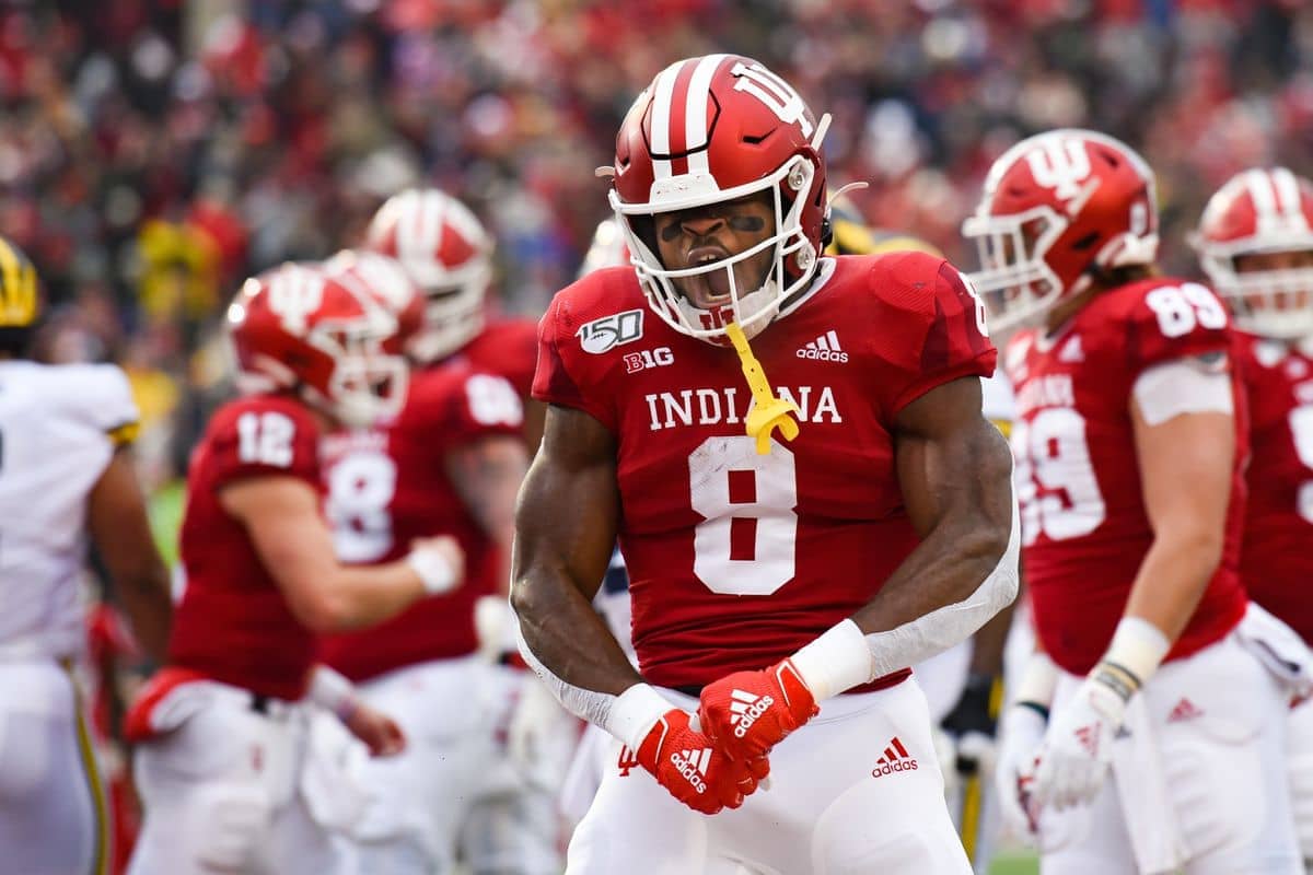 Indiana Hoosiers football player yelling and flexing in celebration